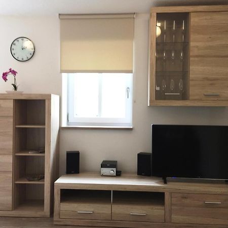 Haus Am Eck - Gaestehaus Und Appartements Altotting Bagian luar foto